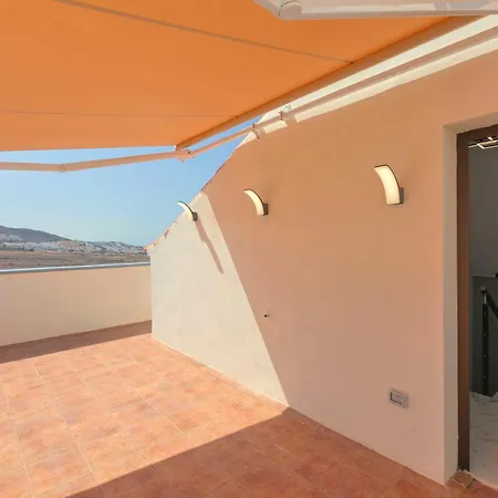 펜션 Adosado Sara En Fanabe