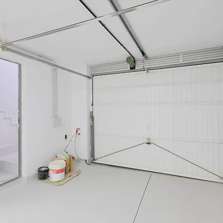 Adosado Sara En Fanabe * 아데제